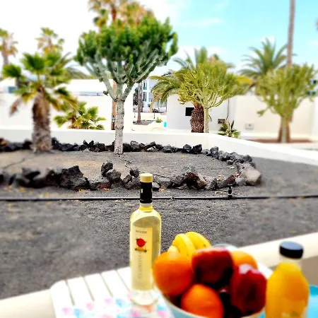 Apartamento Eduardo A Primera Linea Del Mar Costa Teguise