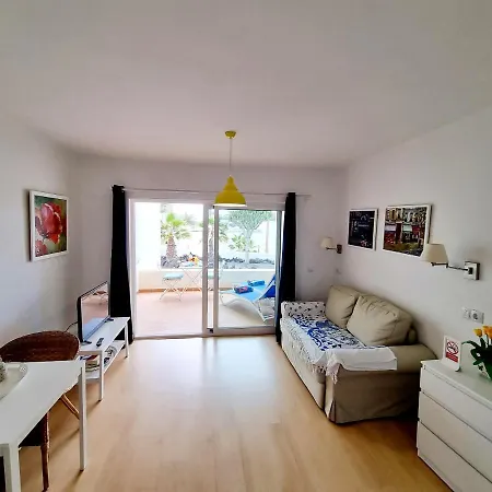 Eduardo A Primera Linea Del Mar * Costa Teguise