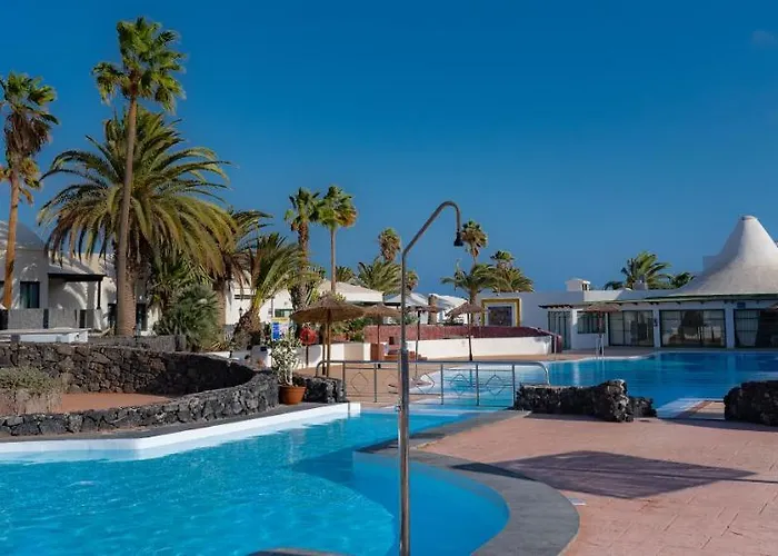 Eduardo A Primera Linea Del Mar * Коста-Тегисе